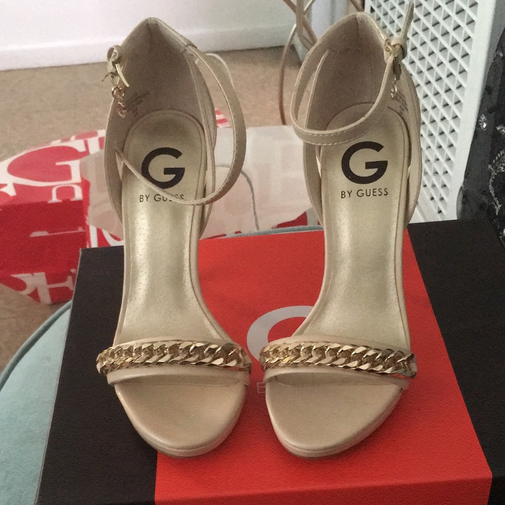 Sexy Guess heels