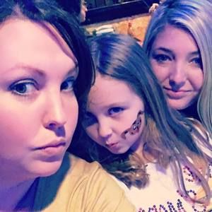 Meet your Posher, Crystal