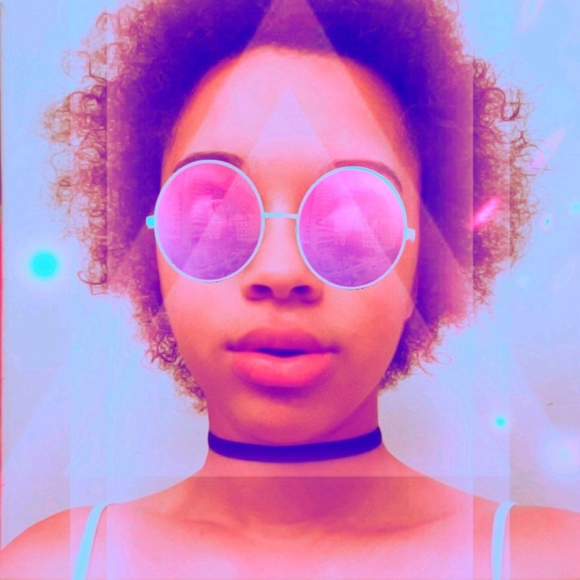 Meet your Posher, Jasmine - Picture 1 of 1