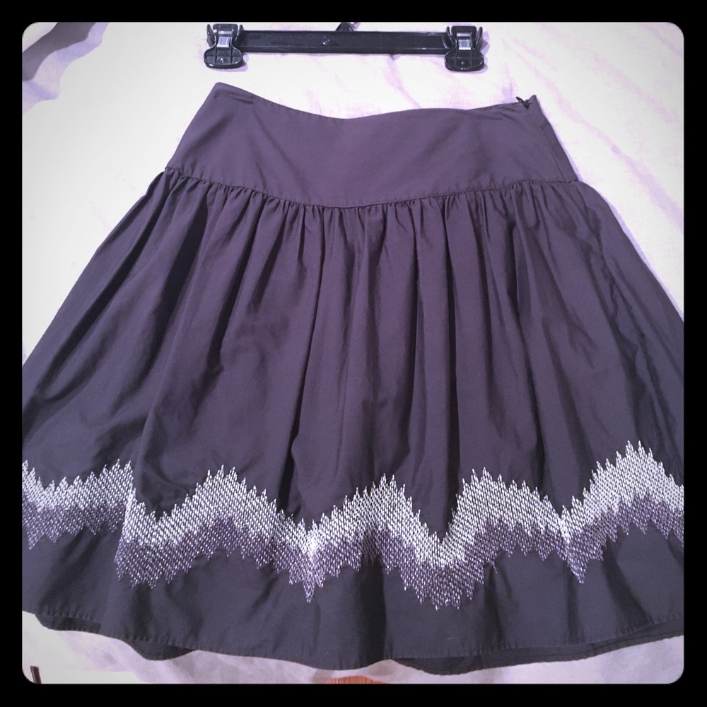 Gap skirt