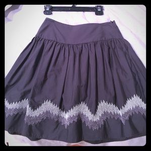 Gap skirt