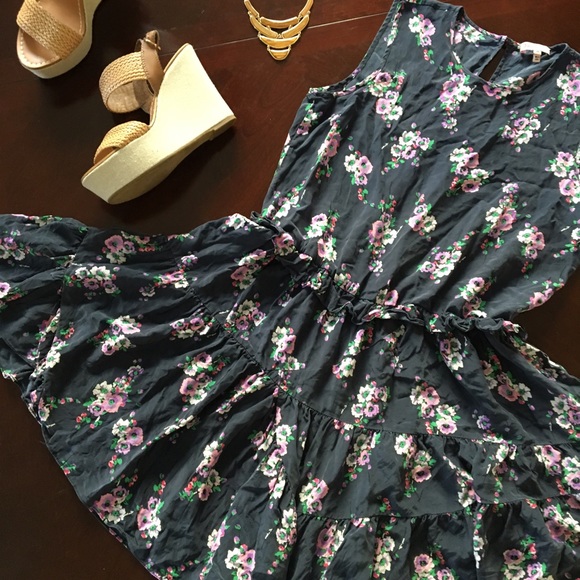 100% Silk Juicy Couture - Picture 2 of 7