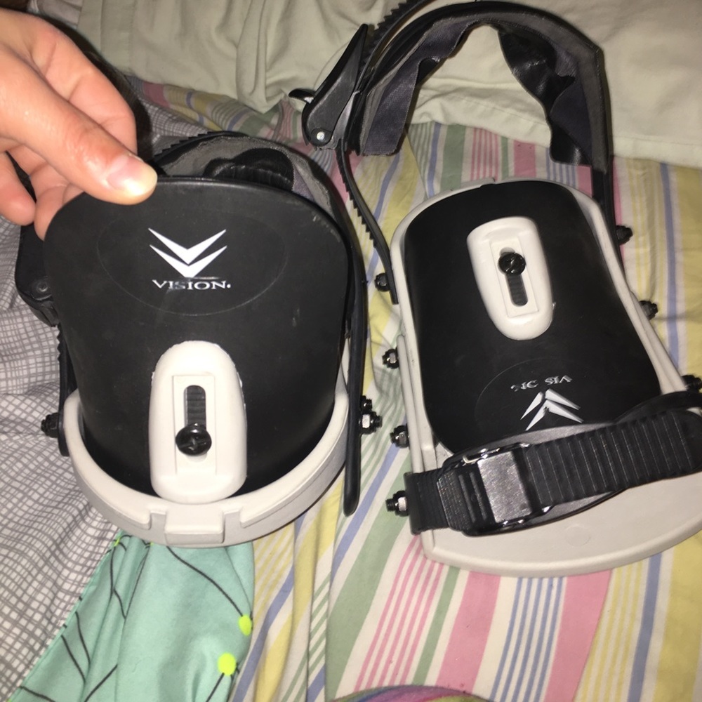 Snowboard bindings