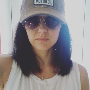 Meet your Posher, Melanie