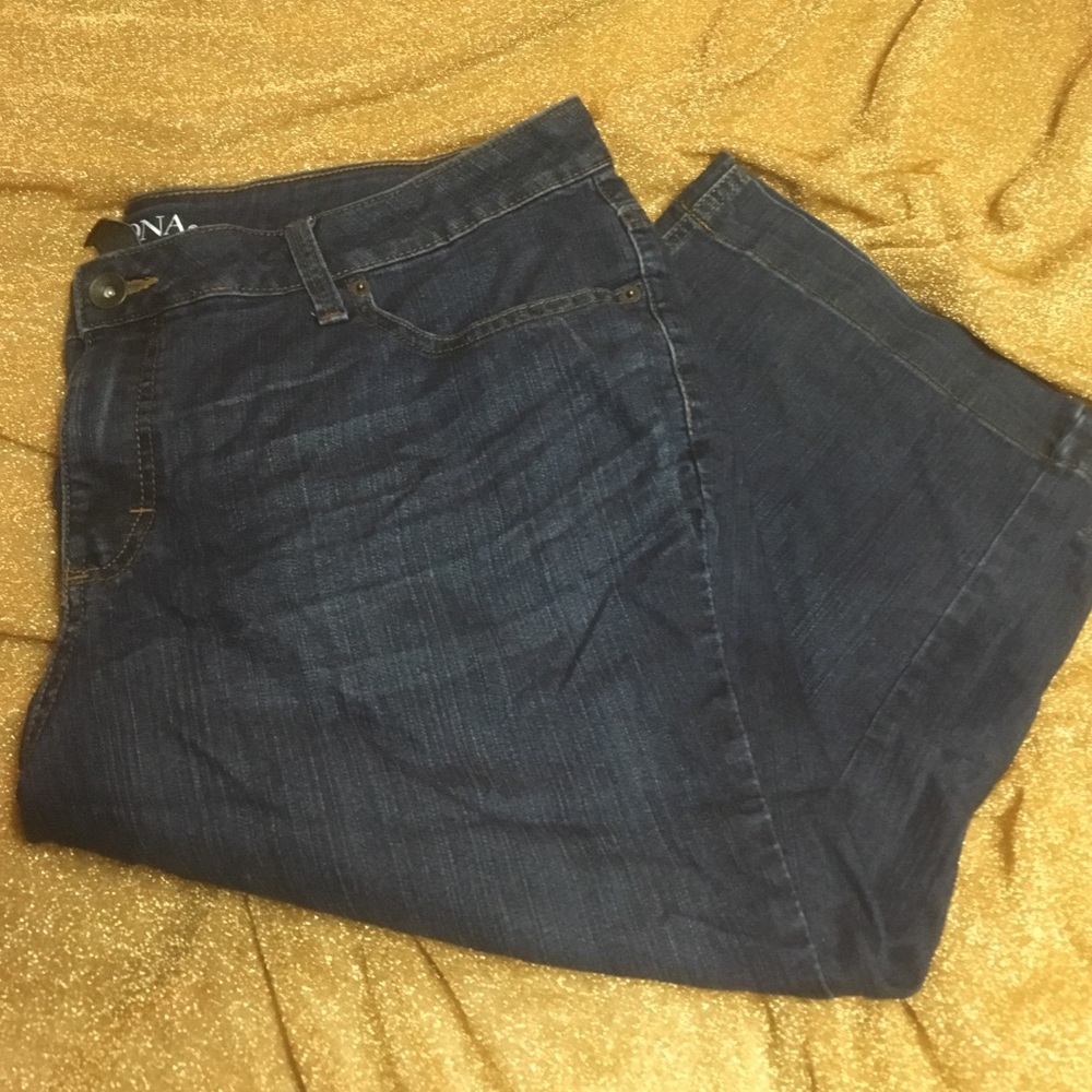 Merona jean capris size 22W