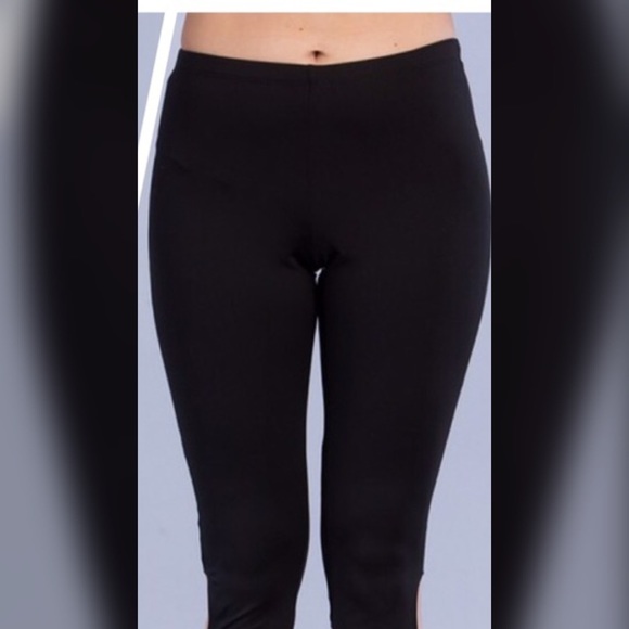CROPPED LEGGING YOGA PANTS W/SIDE ANKLE WRAP TIE - Picture 5 of 5