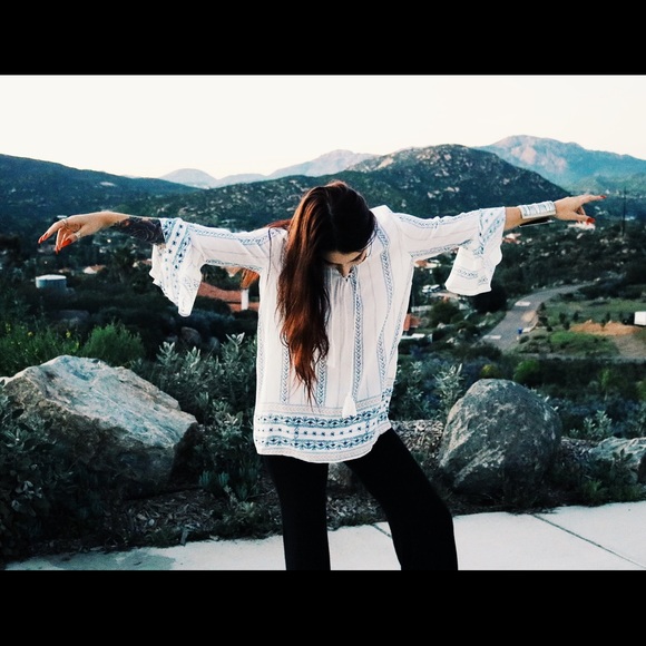 ❗️SALE❗️Hendrix Top (long) - Picture 4 of 5