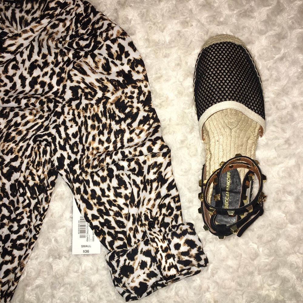 NWT Leopard Top - Picture 6 of 7
