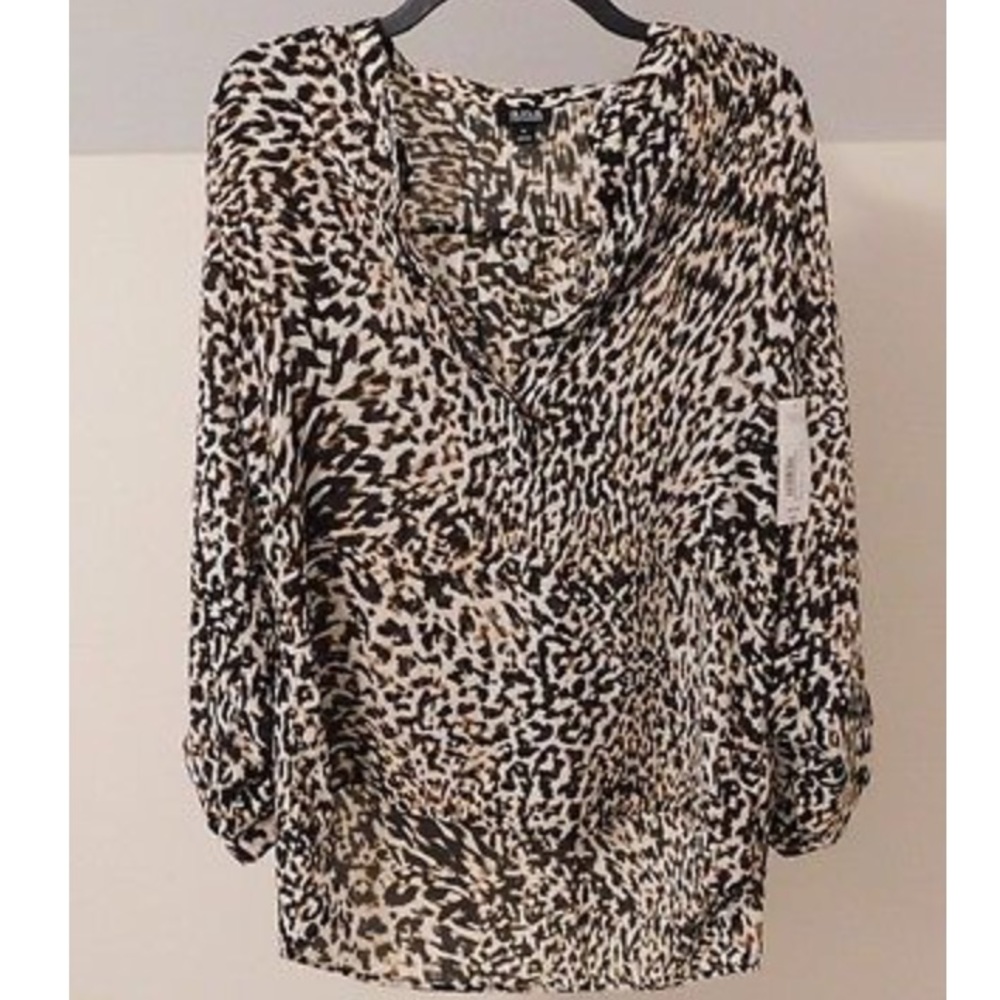 NWT Leopard Top