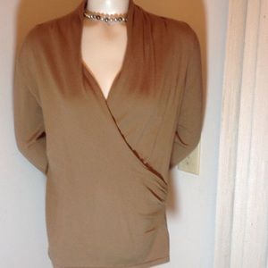 LIGHT WEIGHT TAN SWEATER