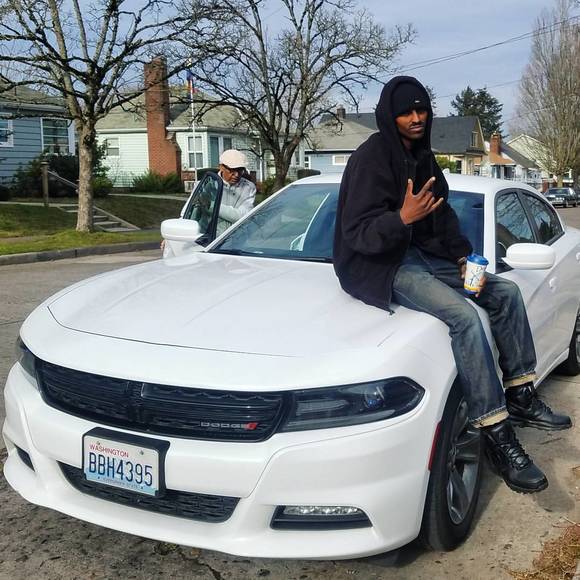 Meet your Posher, Kirubel - Picture 1 of 1