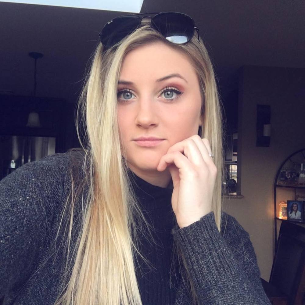 Meet your Posher, Lexi