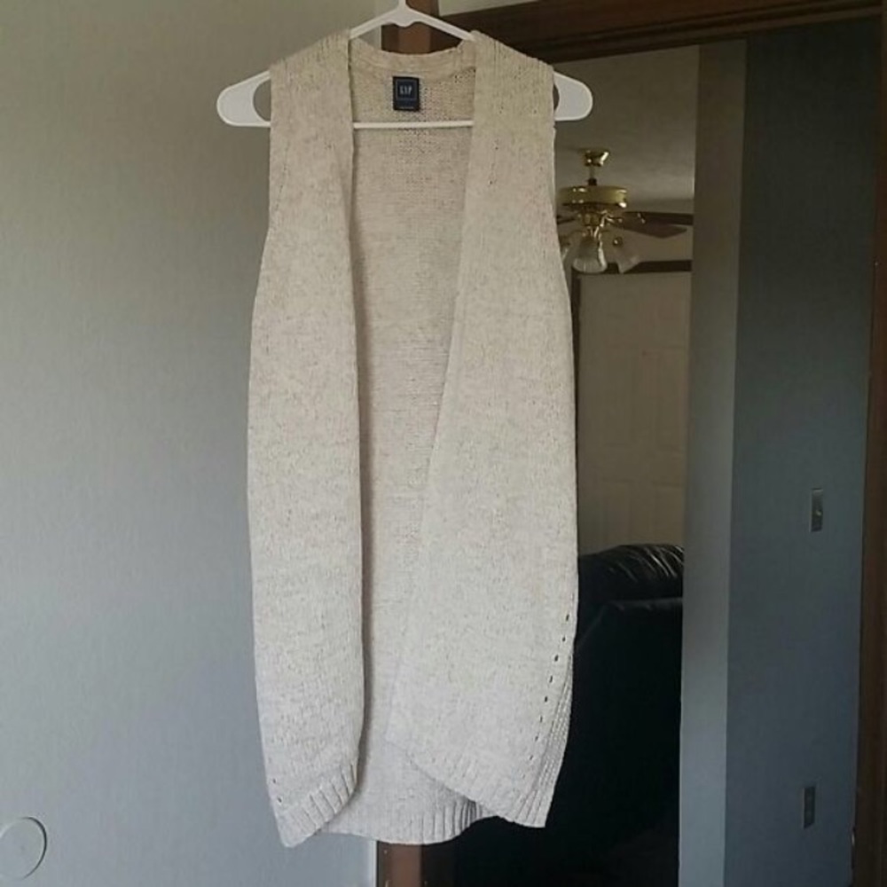 GAP sweater vest