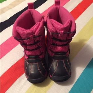 Osh Kosh pink winter boots