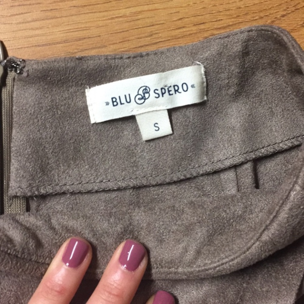 SOLD - Picture 3 of 3