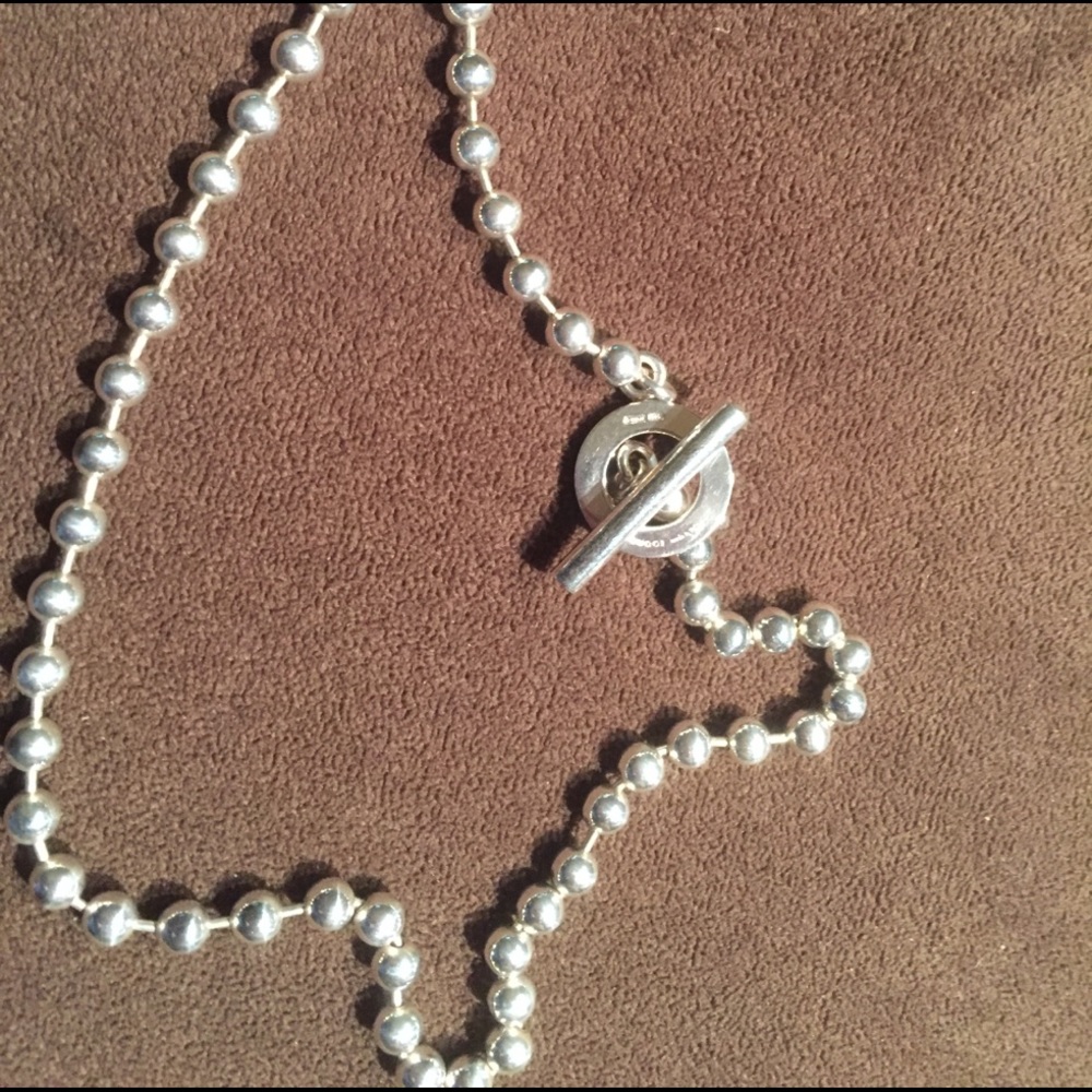 Gucci choker