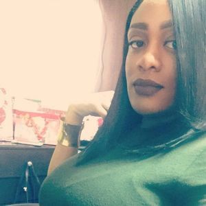 Meet your Posher, Nicole