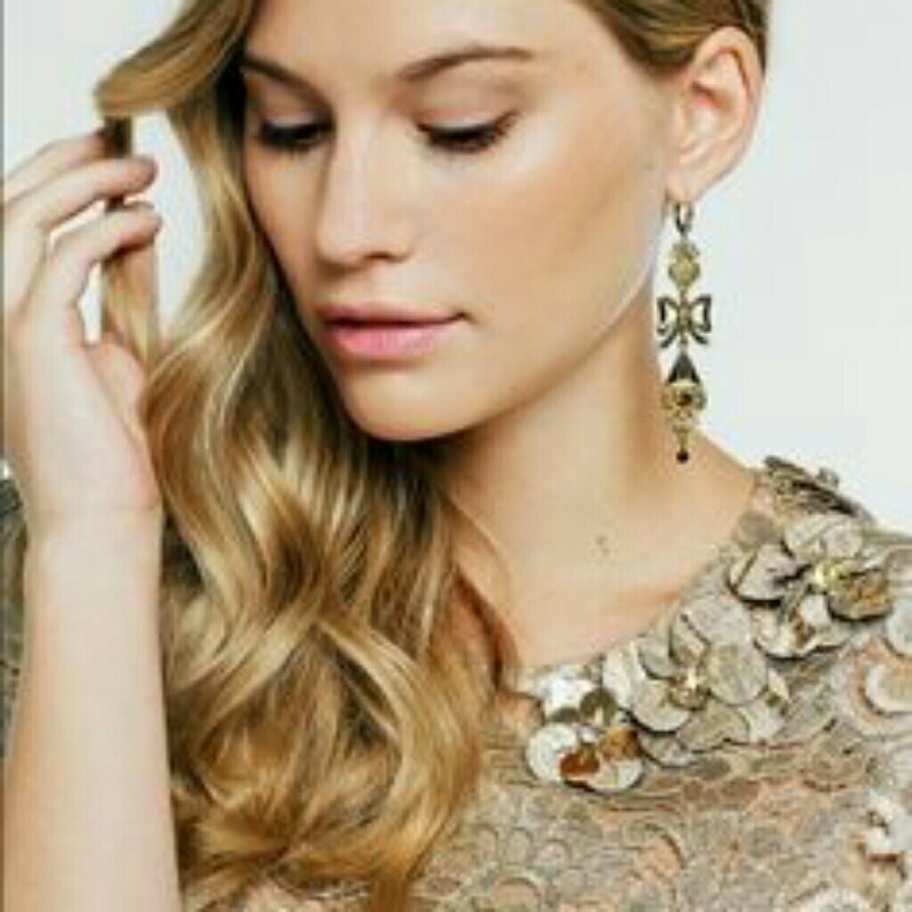 Jewelmint Wanderland earrings