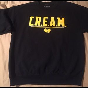 Crew neck sweatshirt..