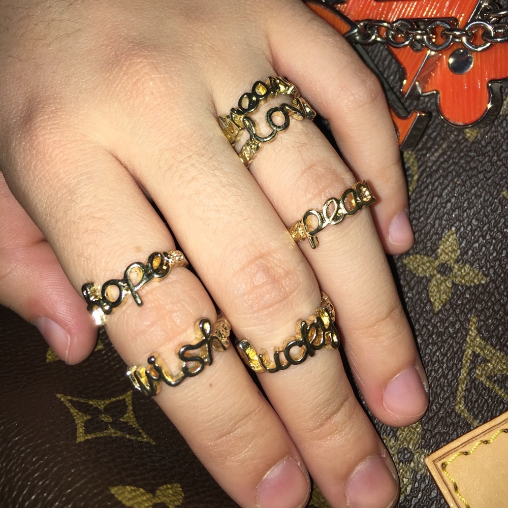 💓 SET OF 6 INSPO RINGS 💜 - Picture 3 of 3