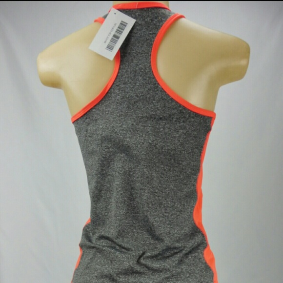 🆕Workout Outfit, 2 piece, NWT - Picture 4 of 5