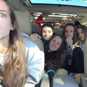 Meet your Posher, Olivia