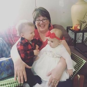 Meet your Posher, Eva