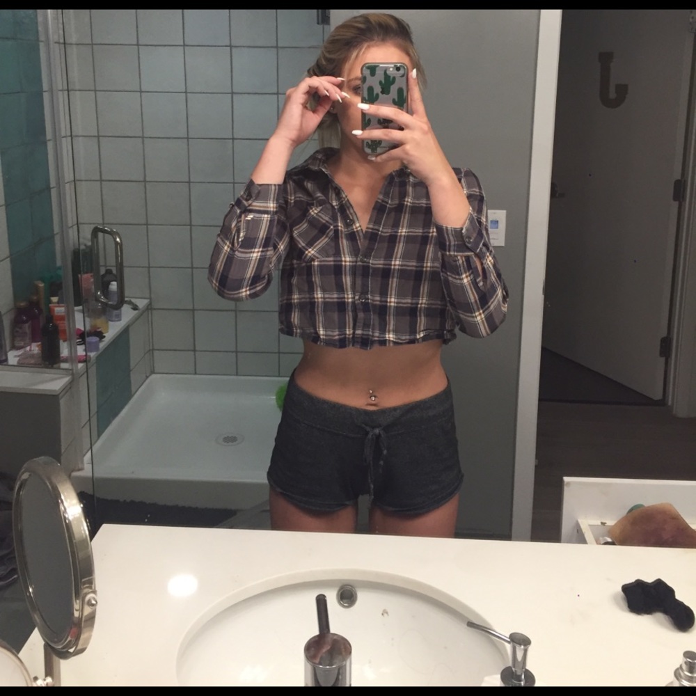 Cropped flannel