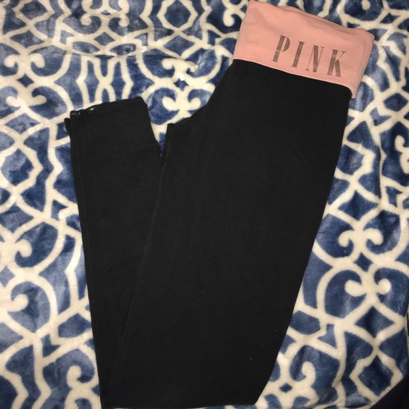 PINK Victoria's Secret Pants - Black leggings
