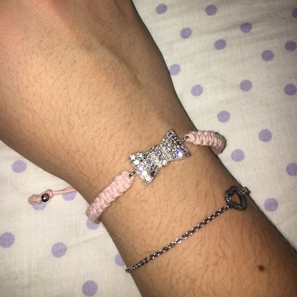 👑 PRINCESS BOW BRACELET 💜