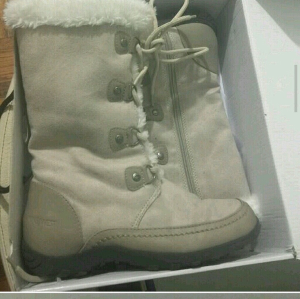 Nine west boots size 5