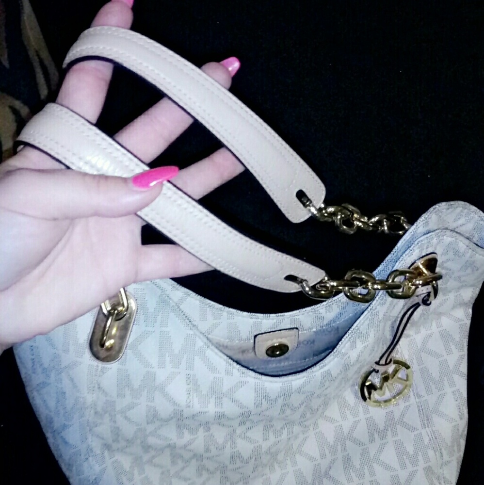 MK purse