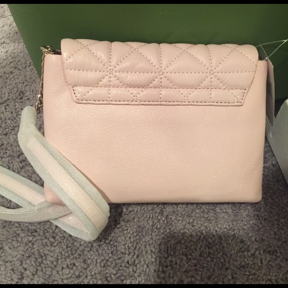 ✨HP✨Kate Spade Quilted crossbody bag - Picture 7 of 8