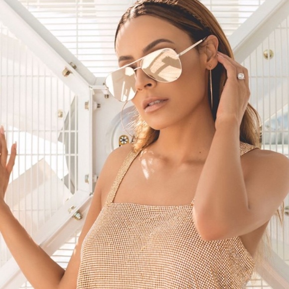 Quay Australia Χ Desi High Key Sunnies Gold