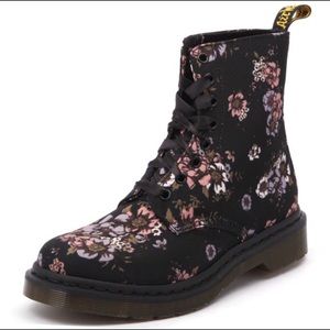 Dr Martens Boots - Women's 8