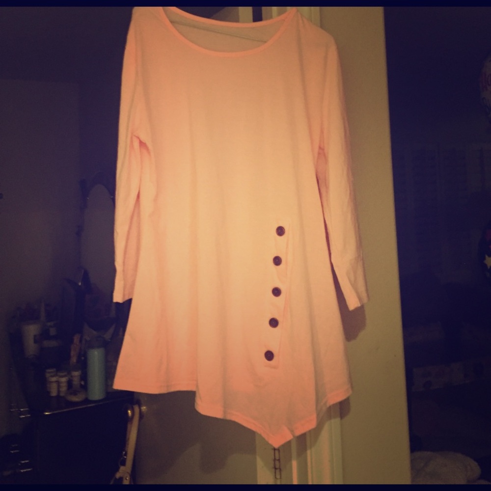 Woman's light weight dress!