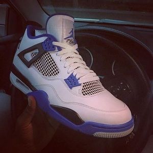 To buy text 313-454-8830