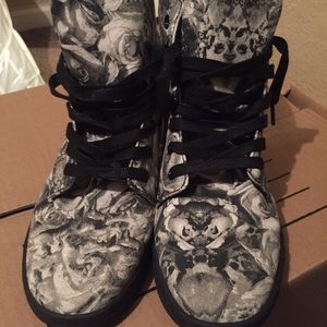 Dr. Martens