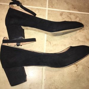Black ankle strap block heel (1.5")