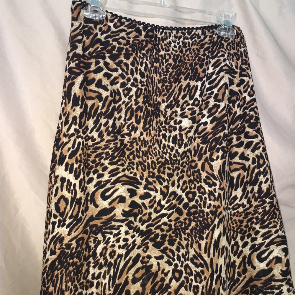 Leopard print skirt
