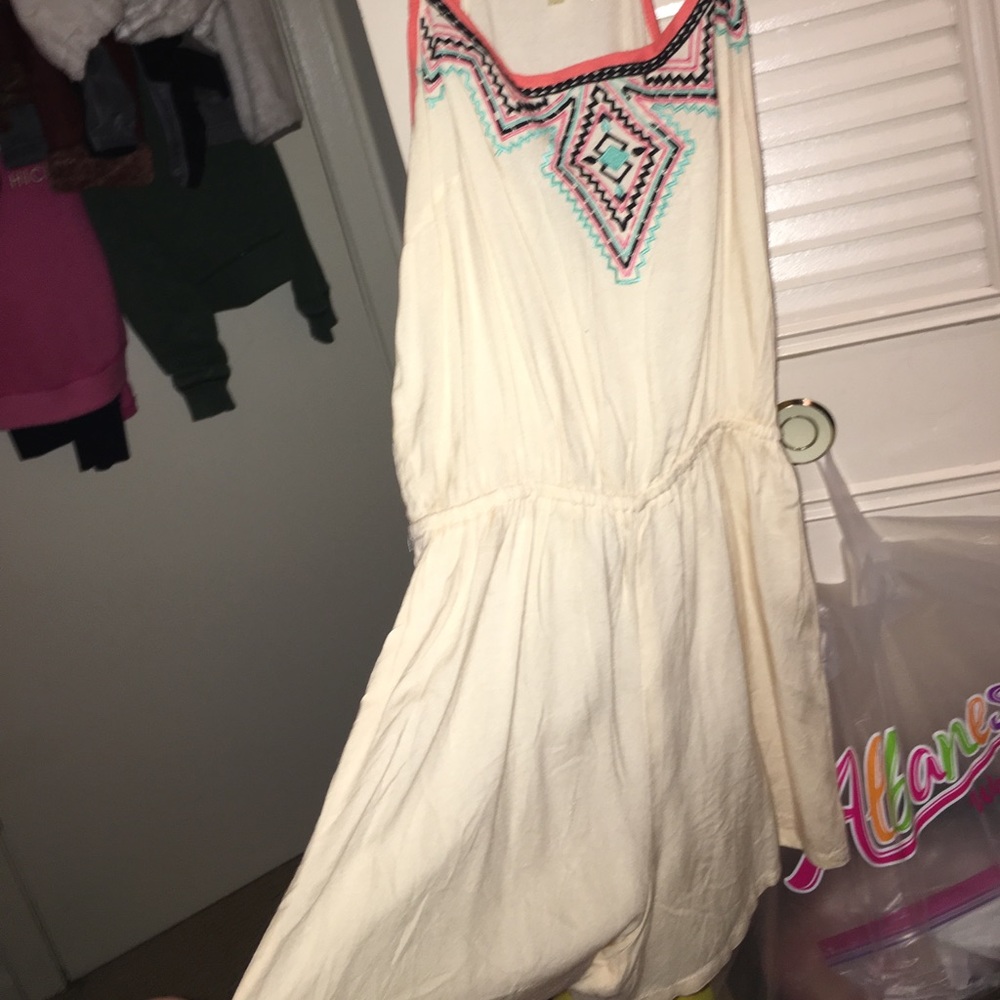 Romper - Picture 2 of 3