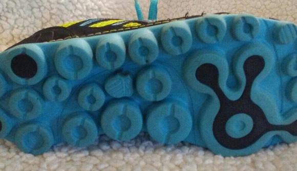 Shoes - Picture 3 of 4