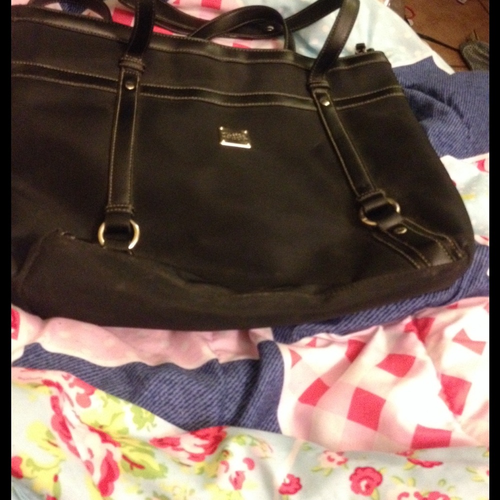 Hilliard and Hanson purse black