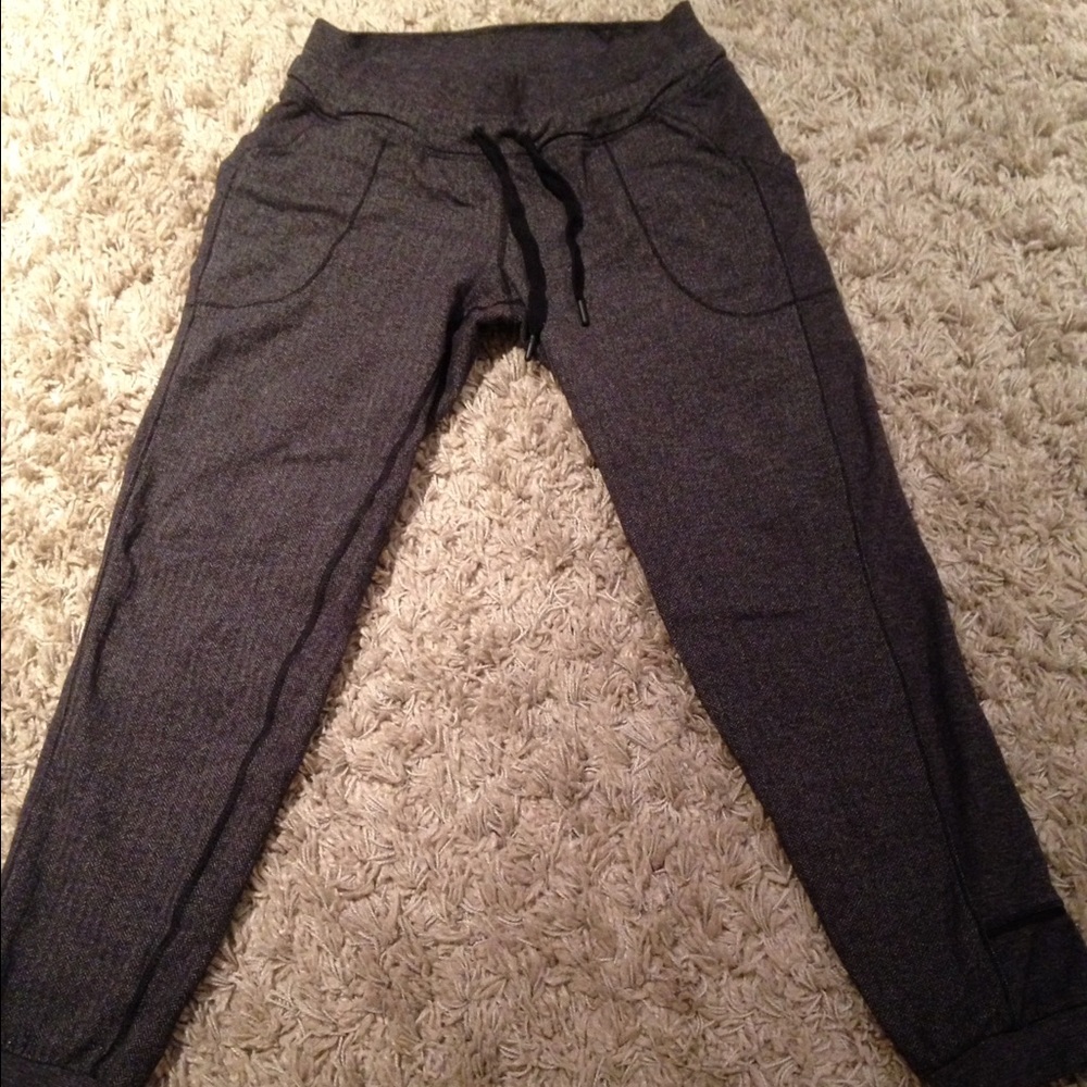 Lululemon pants