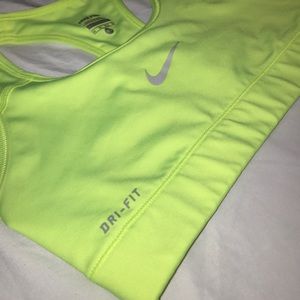 Nike Pro Sports Bra