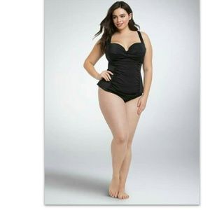 Twist front skirted one piece swim suit Torrid