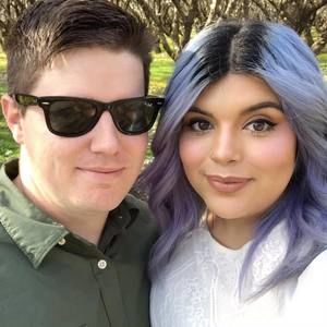 Meet your Posher, Adria