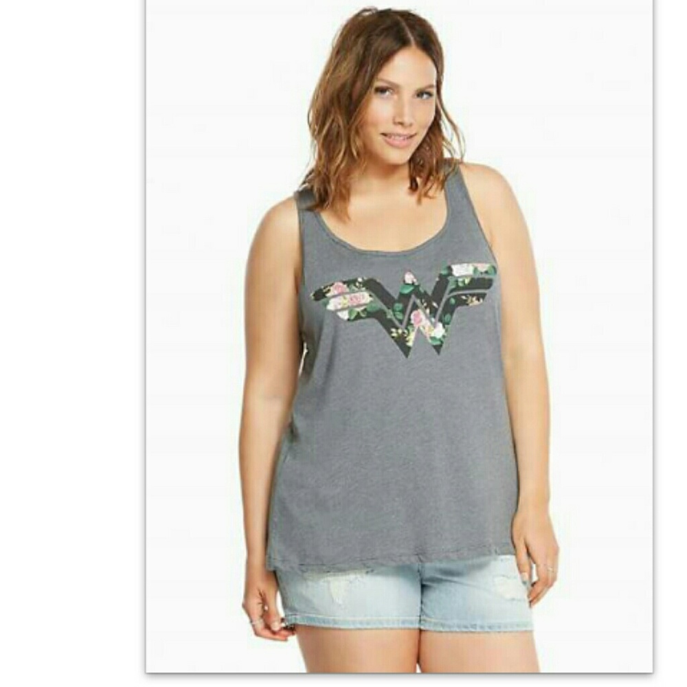 Torrid wonder woman tank size 0 nwt