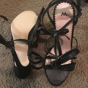 Heeled Sandals Size 9 brand new