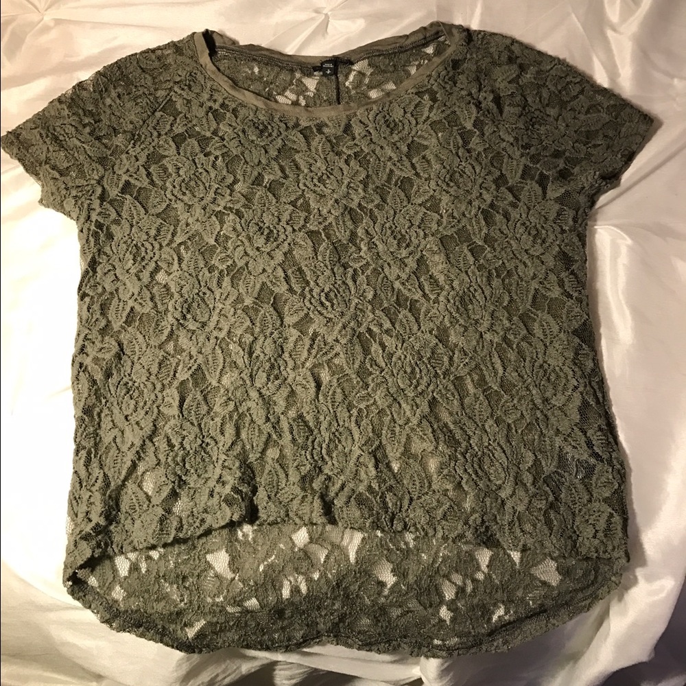 Grey lace t-shirt good condition